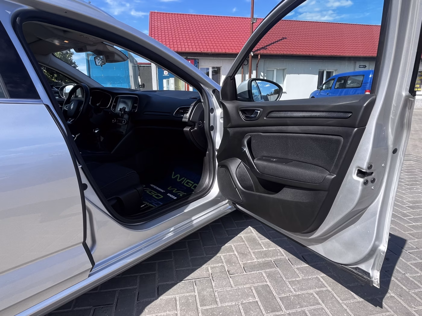 Renault Megane фото 12