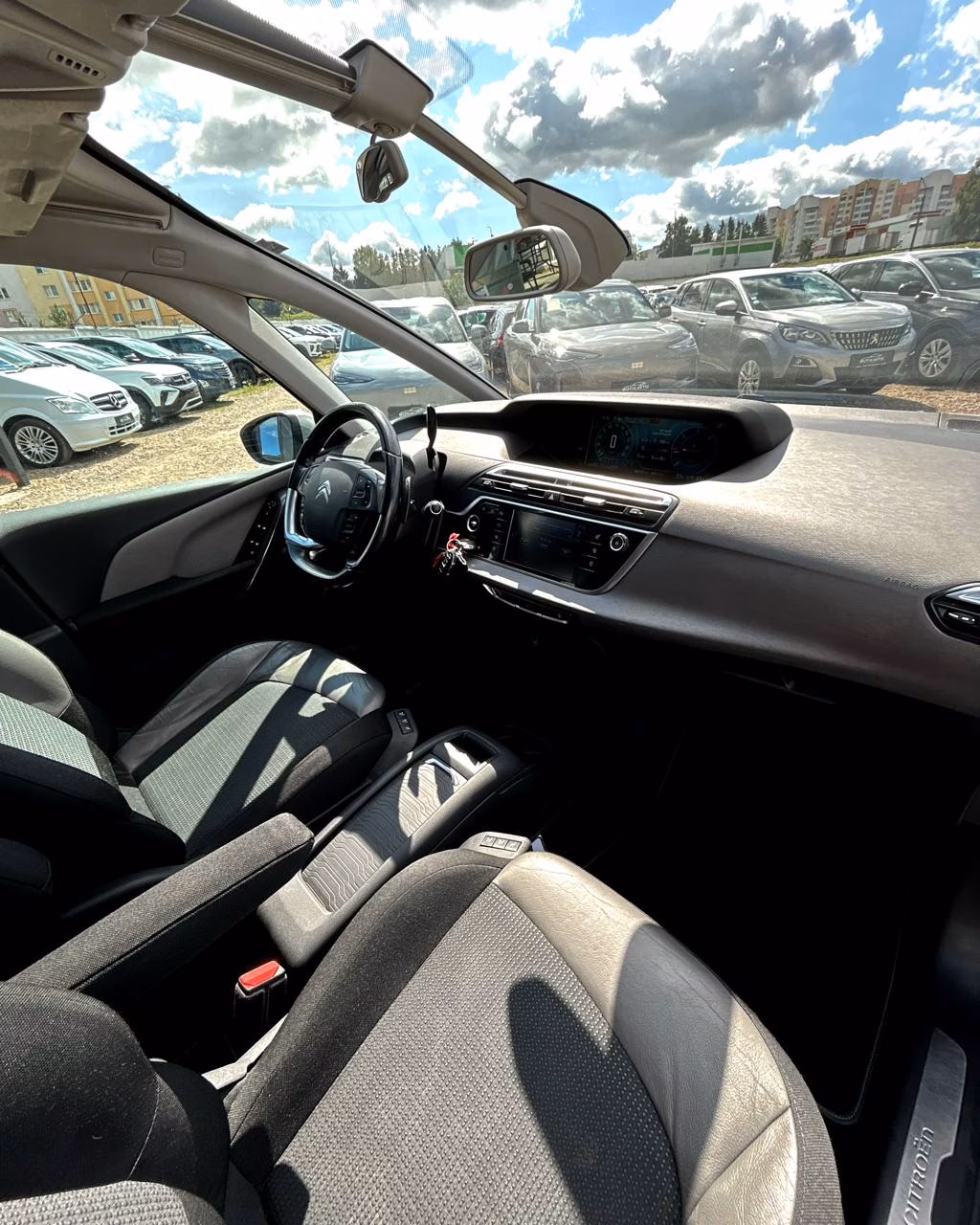 Citroen C4 Grand Picasso фото 11