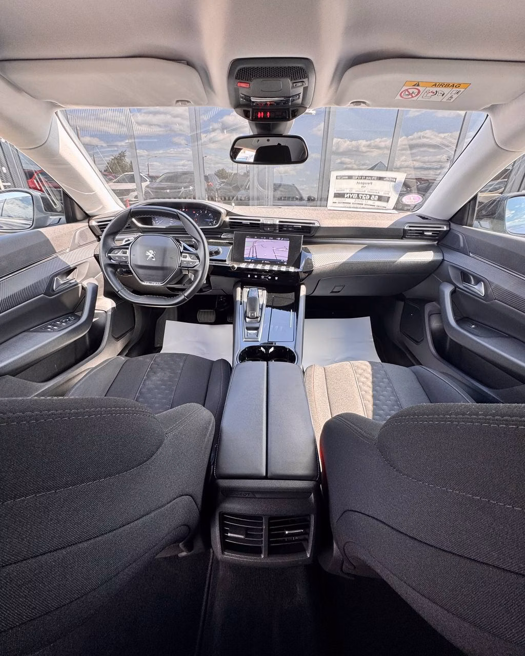 Peugeot 508 фото 9