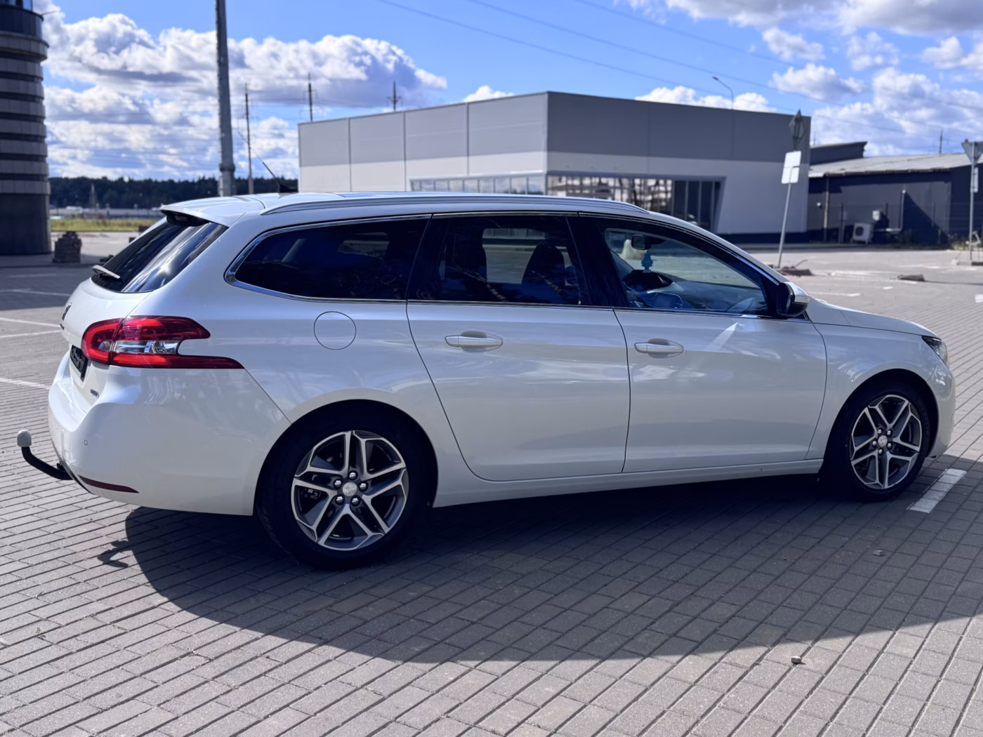 Peugeot 308 фото 11