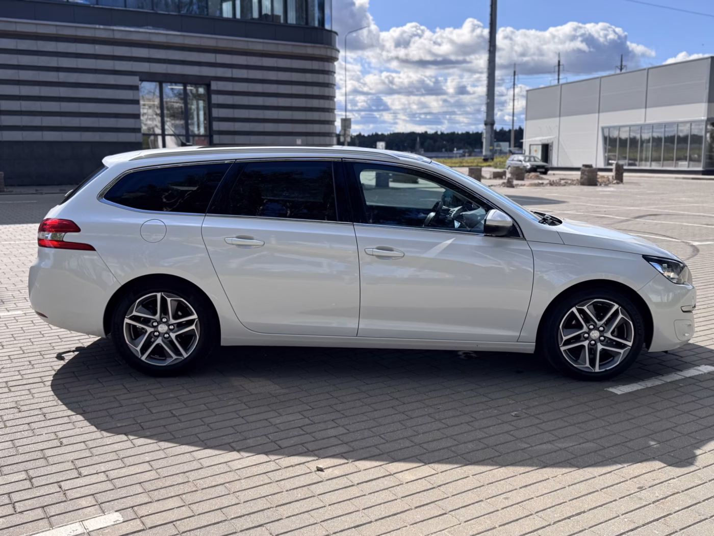 Peugeot 308 фото 14