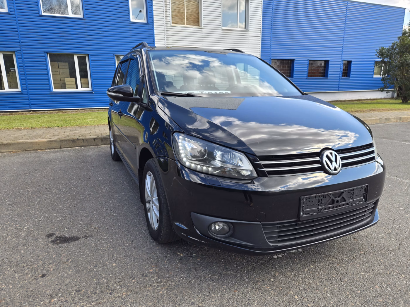 Volkswagen Touran фото 8