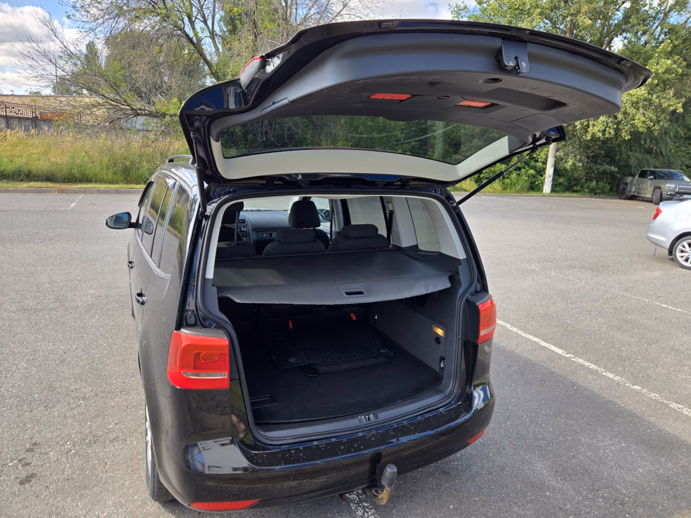 Volkswagen Touran фото 3
