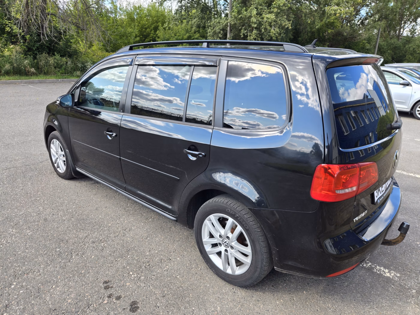 Volkswagen Touran фото 11