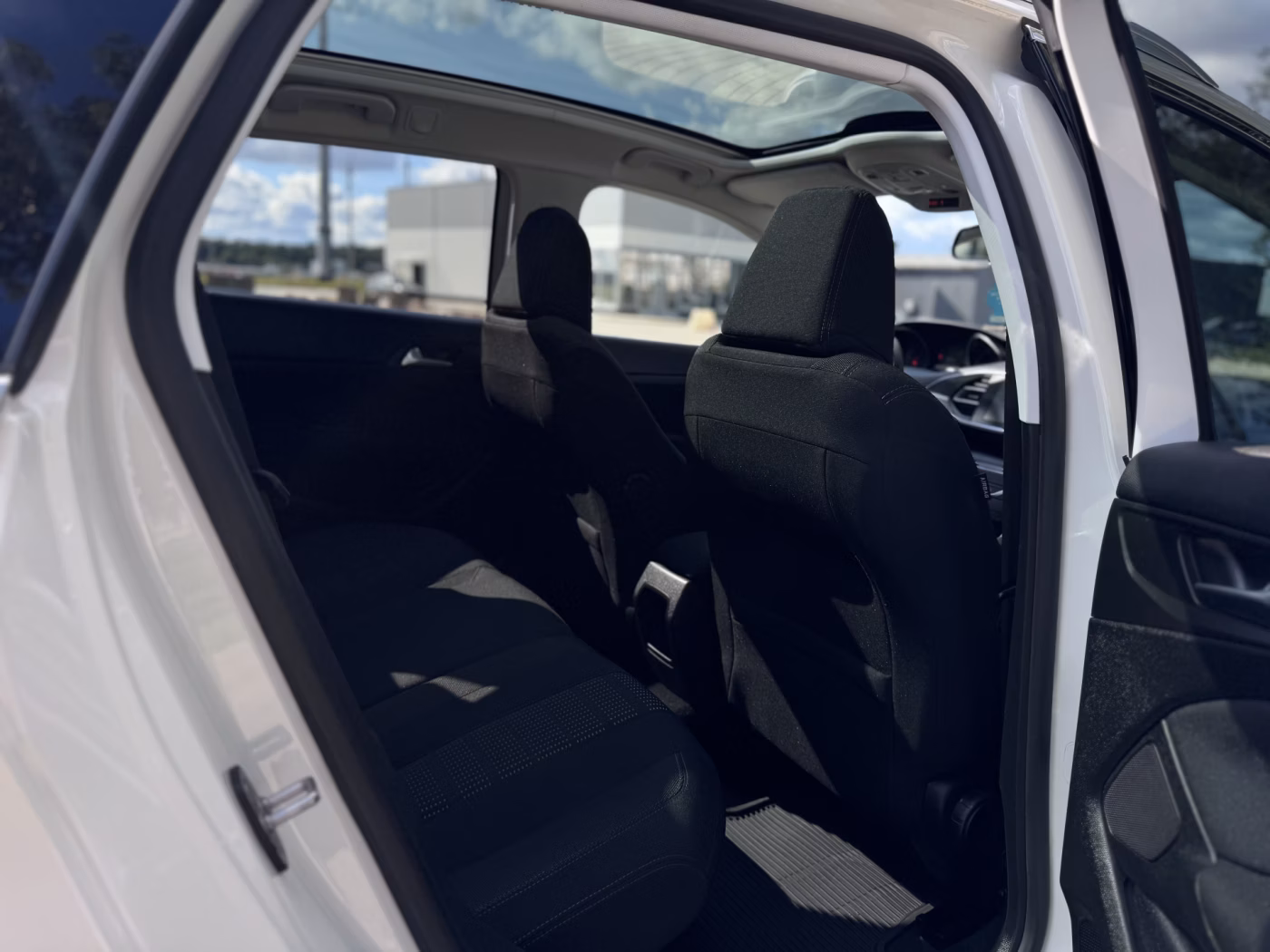 Peugeot 308 фото 25