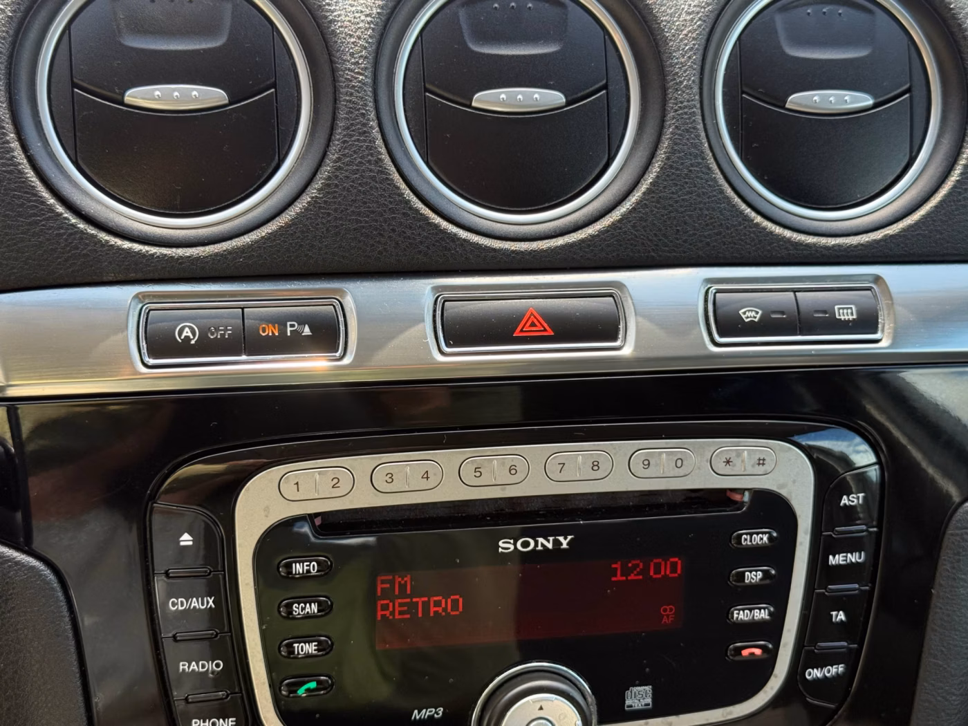 Ford Galaxy фото 16
