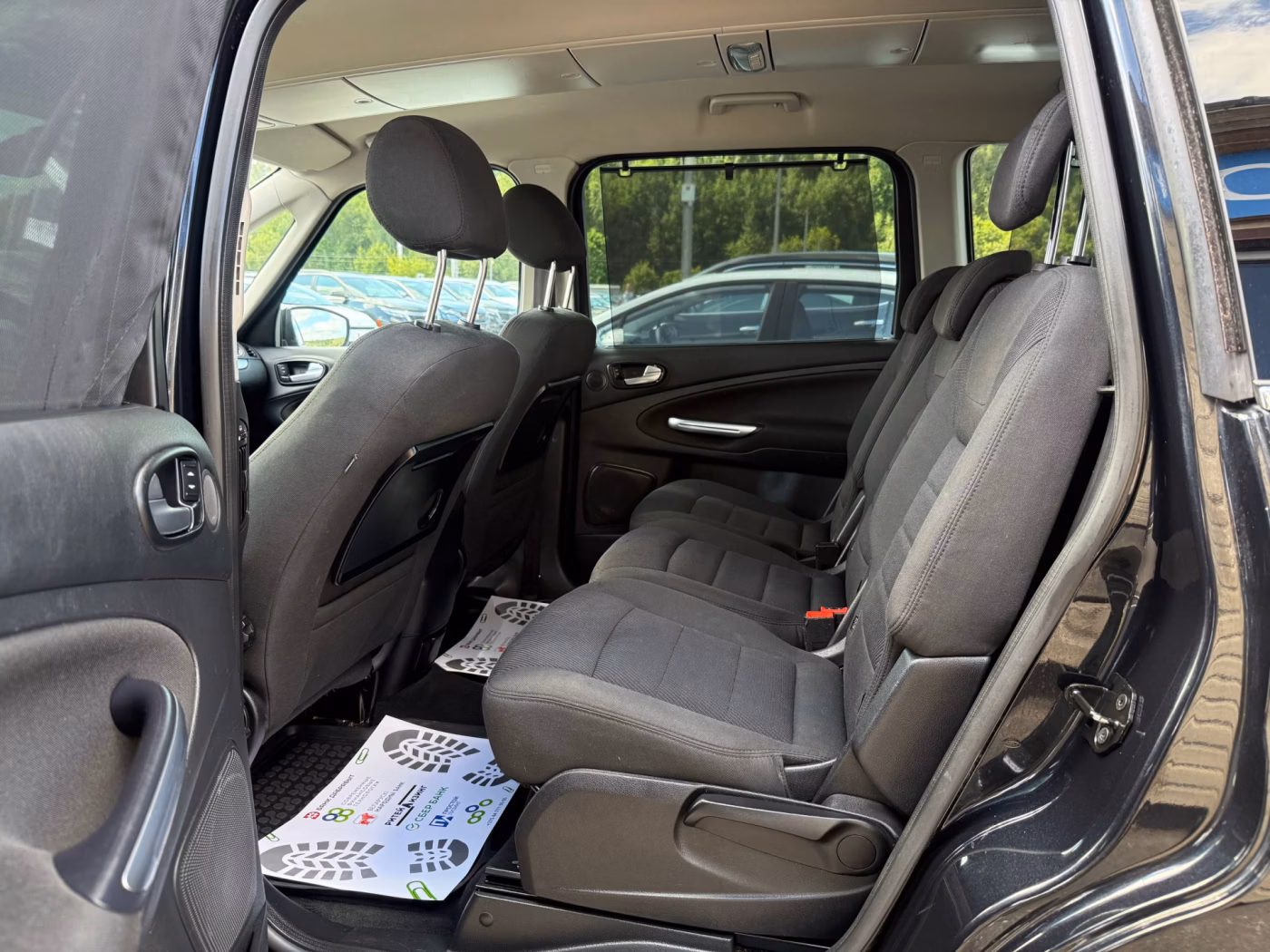 Ford Galaxy фото 10
