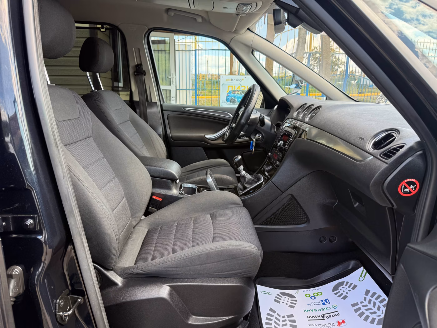 Ford Galaxy фото 13