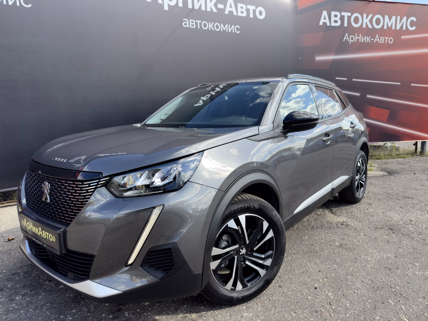 Peugeot 2008 фото 3