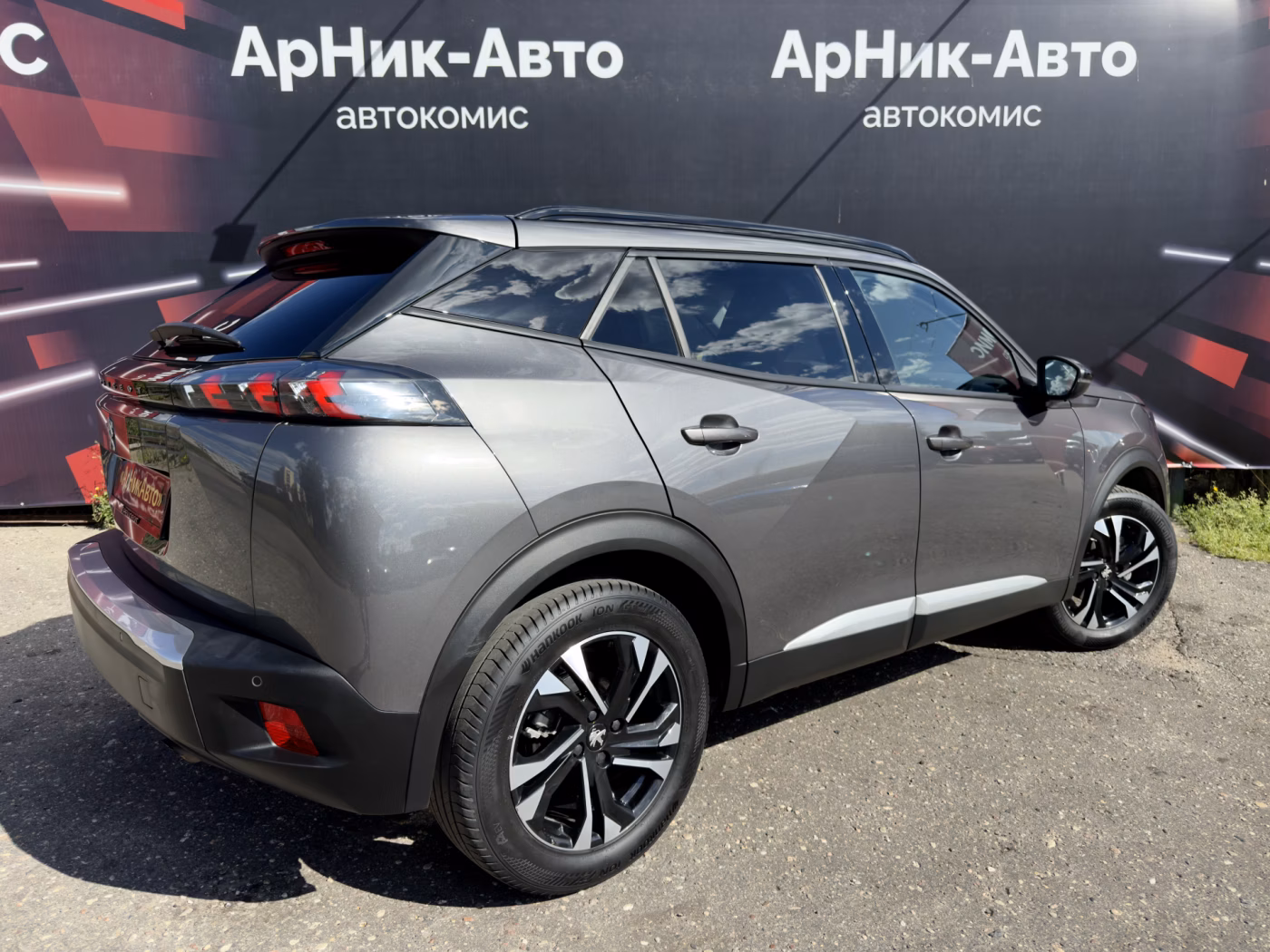 Peugeot 2008 фото 6