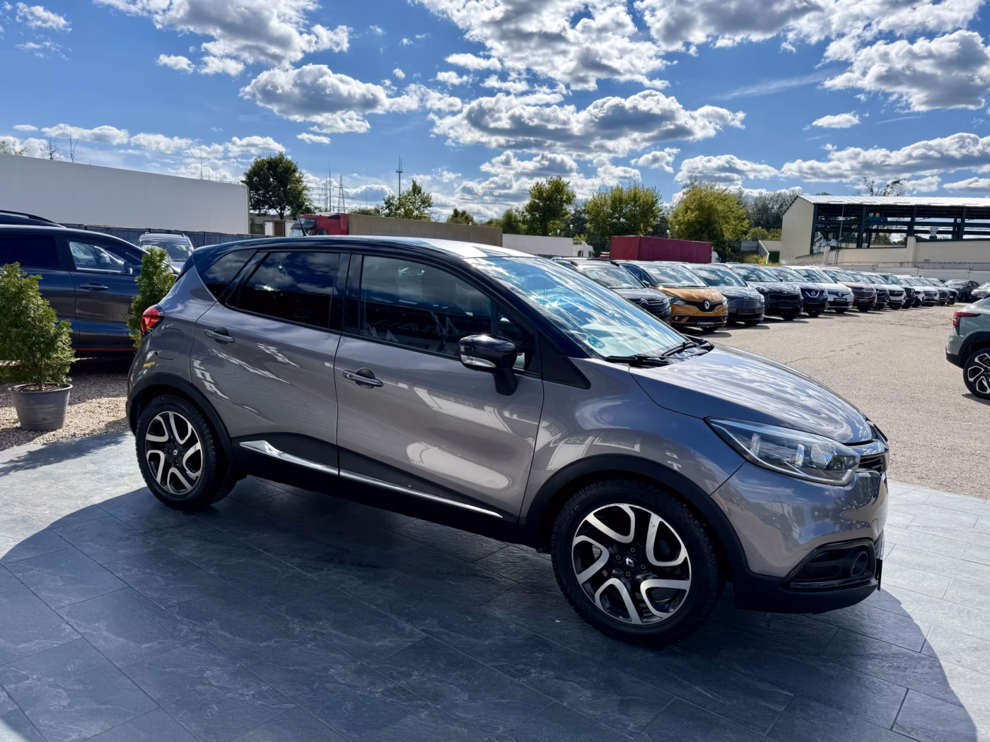Renault Captur фото 5