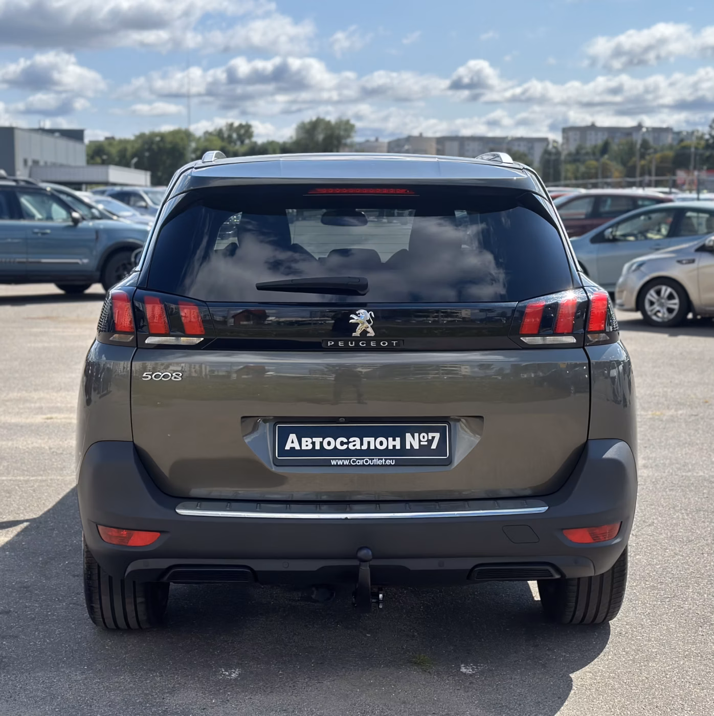 Peugeot 5008 фото 6