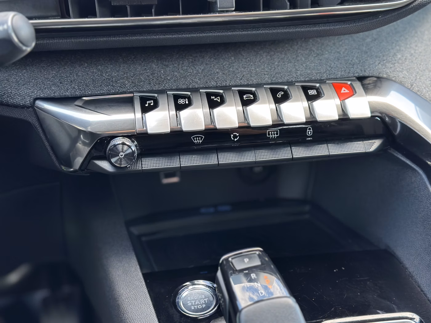 Peugeot 5008 фото 19