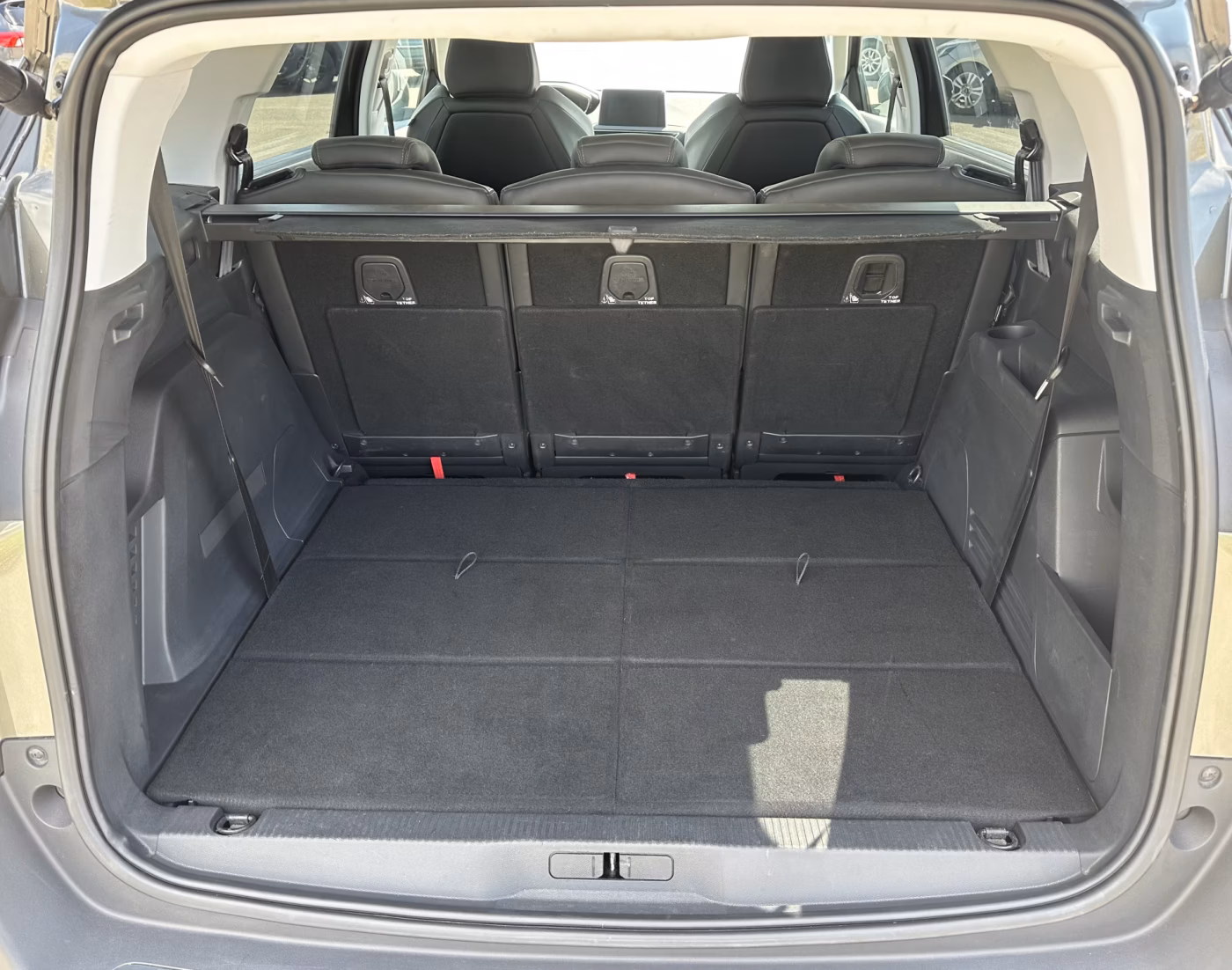 Peugeot 5008 фото 10