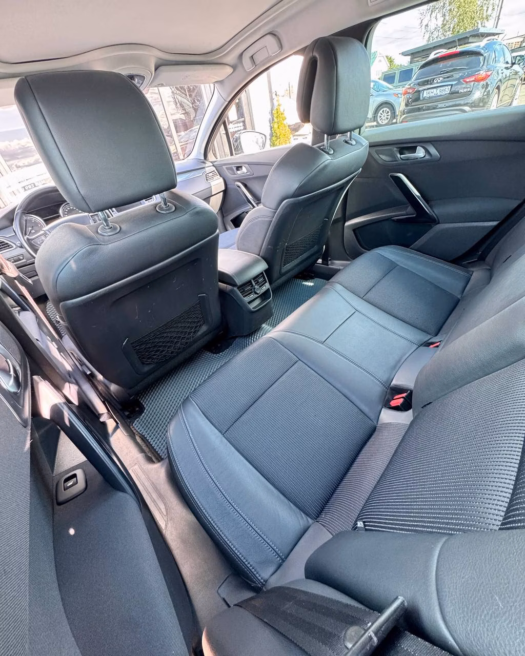Peugeot 508 фото 11