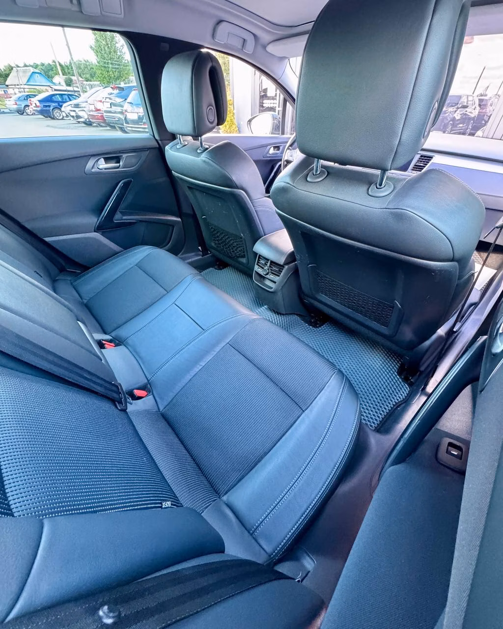 Peugeot 508 фото 12
