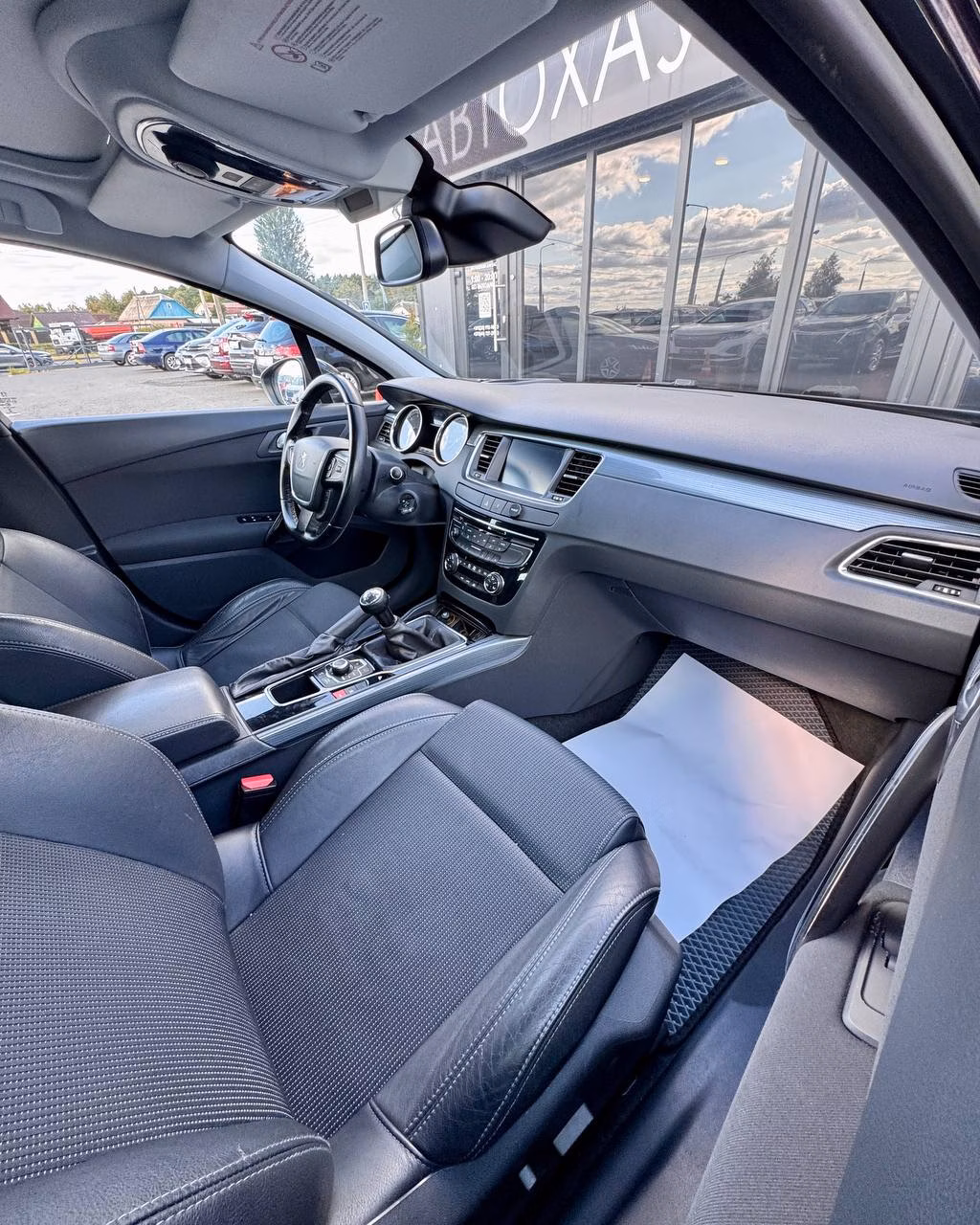 Peugeot 508 фото 13