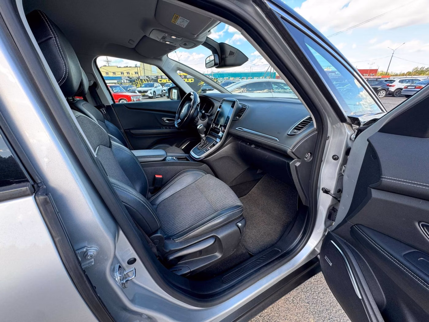 Renault Grand Scenic фото 8