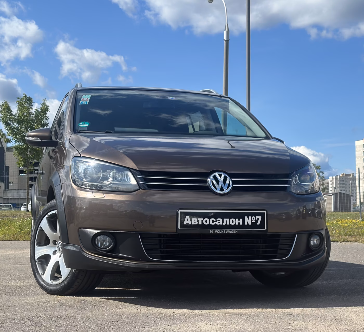 Volkswagen Touran Cross фото 3