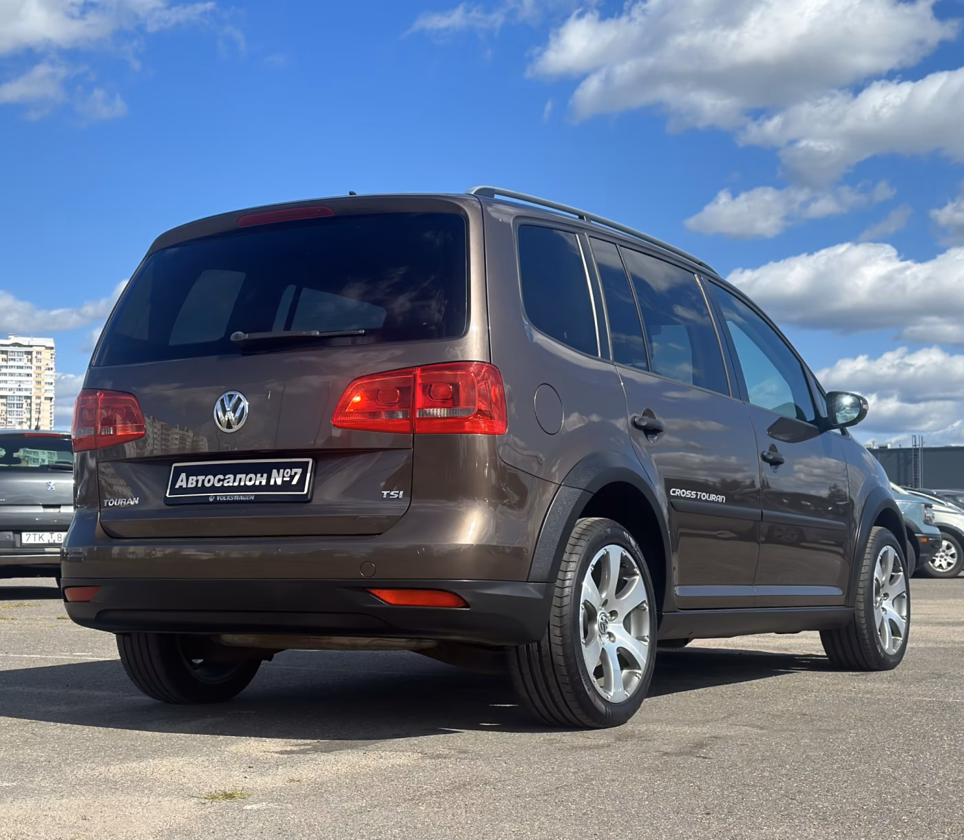 Volkswagen Touran Cross фото 5