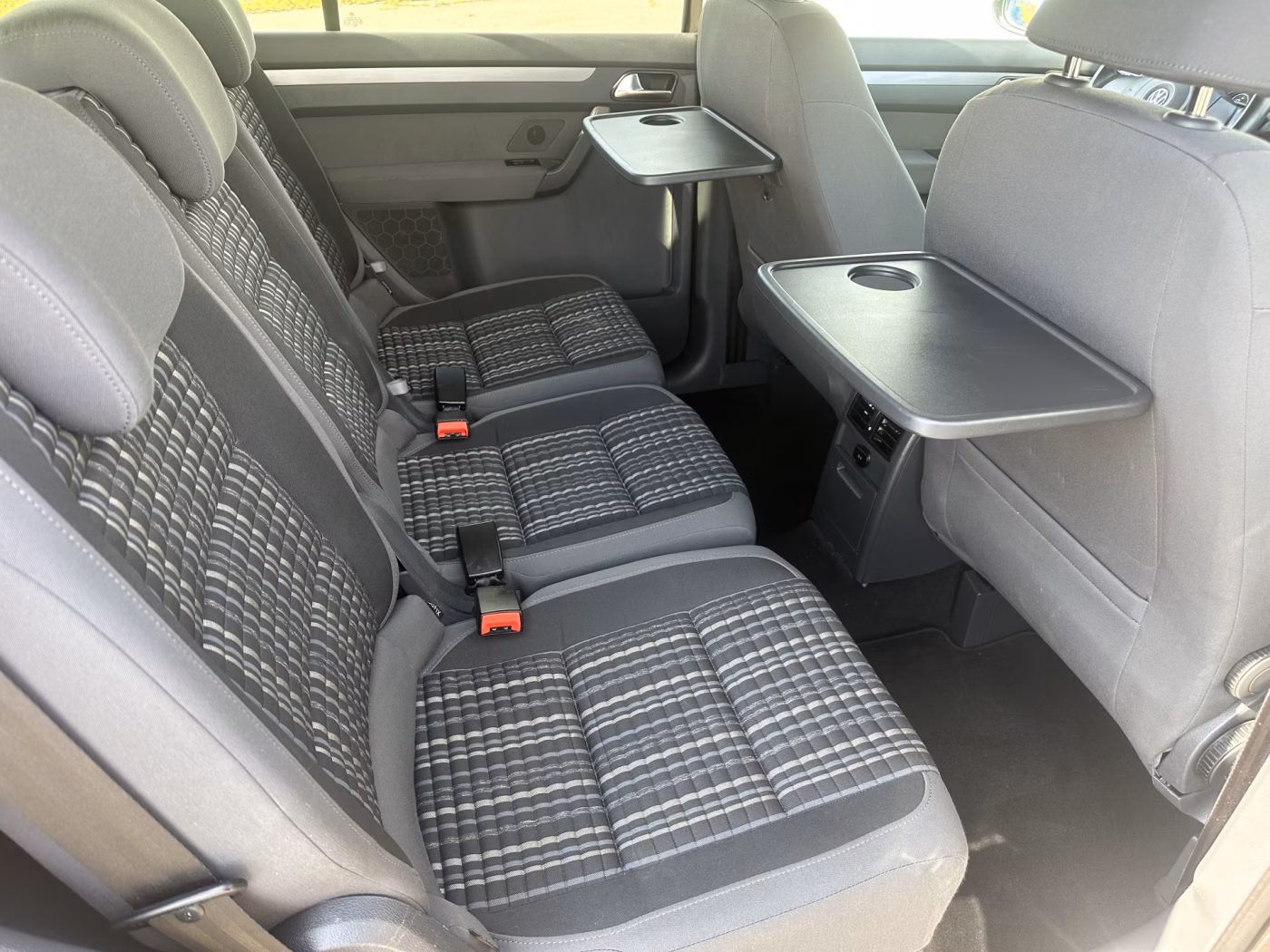 Volkswagen Touran Cross фото 11
