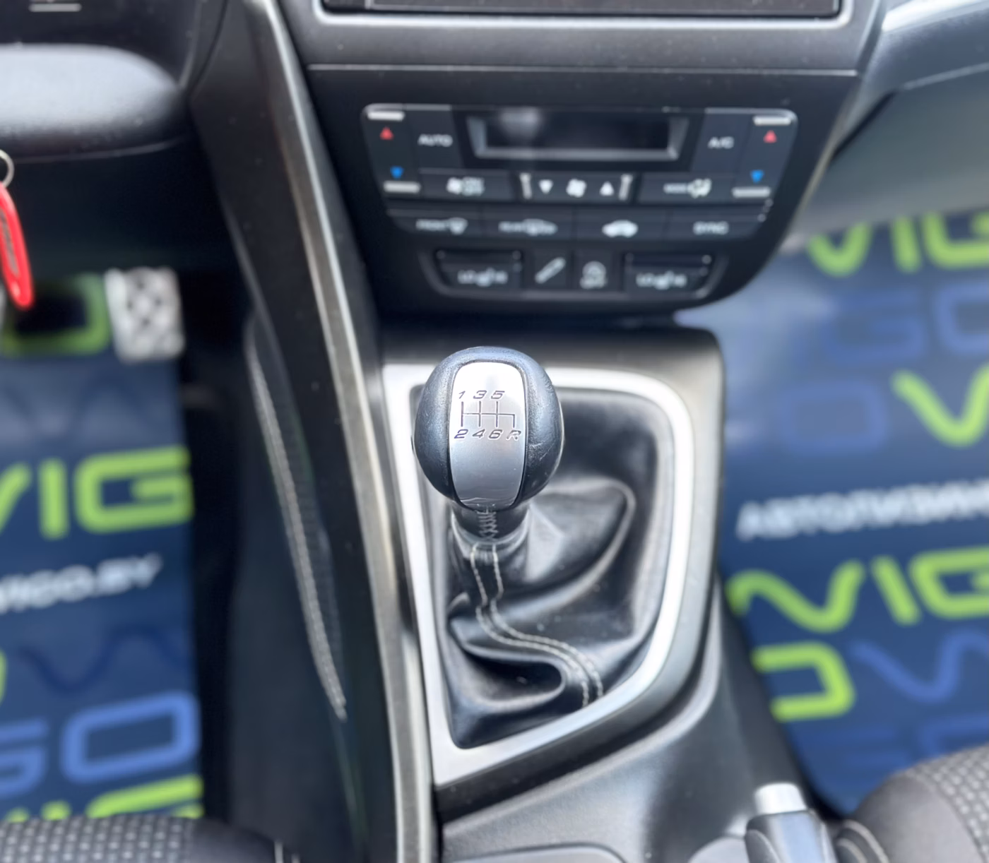 Honda Civic фото 15