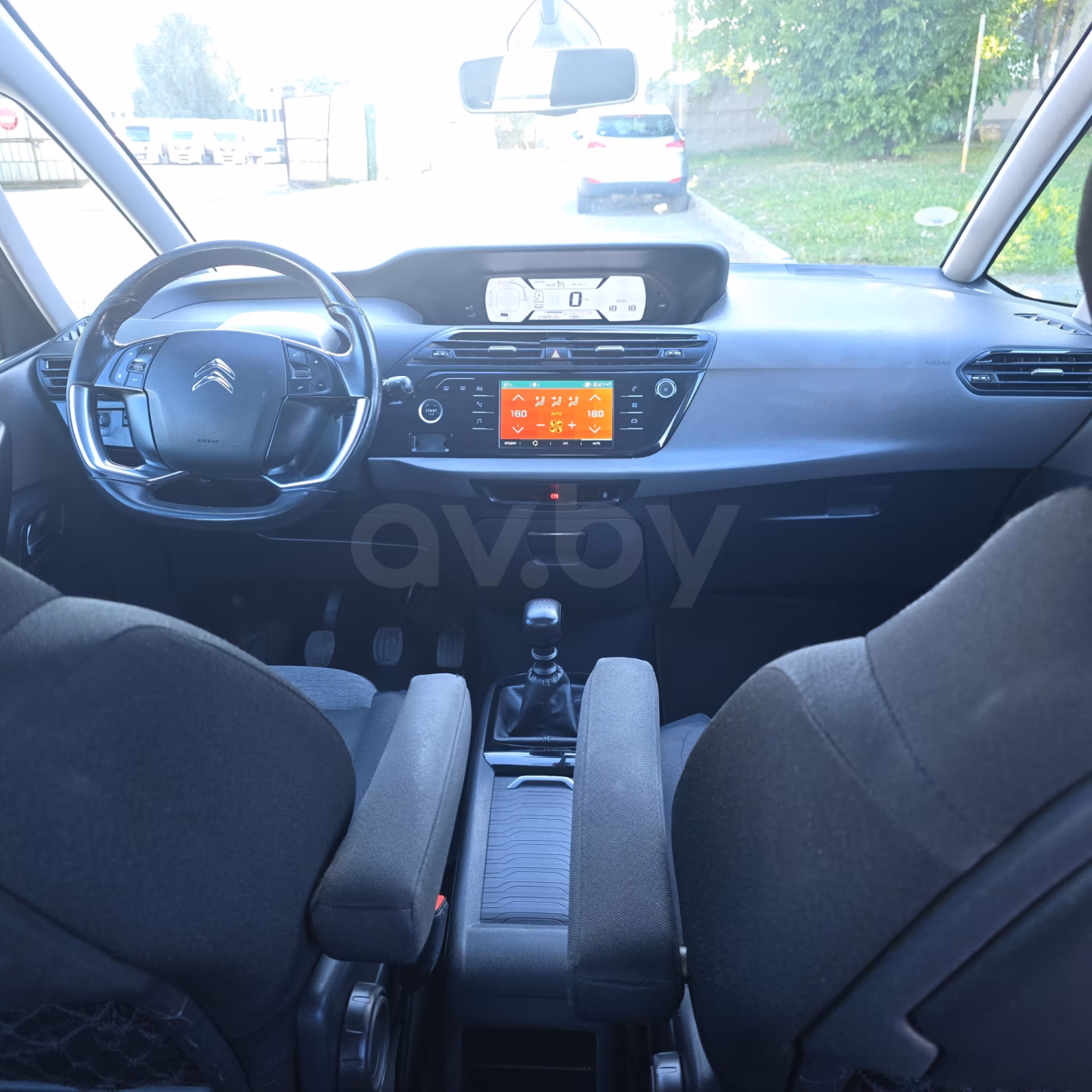 Citroen C4 Grand Spacetourer фото 13