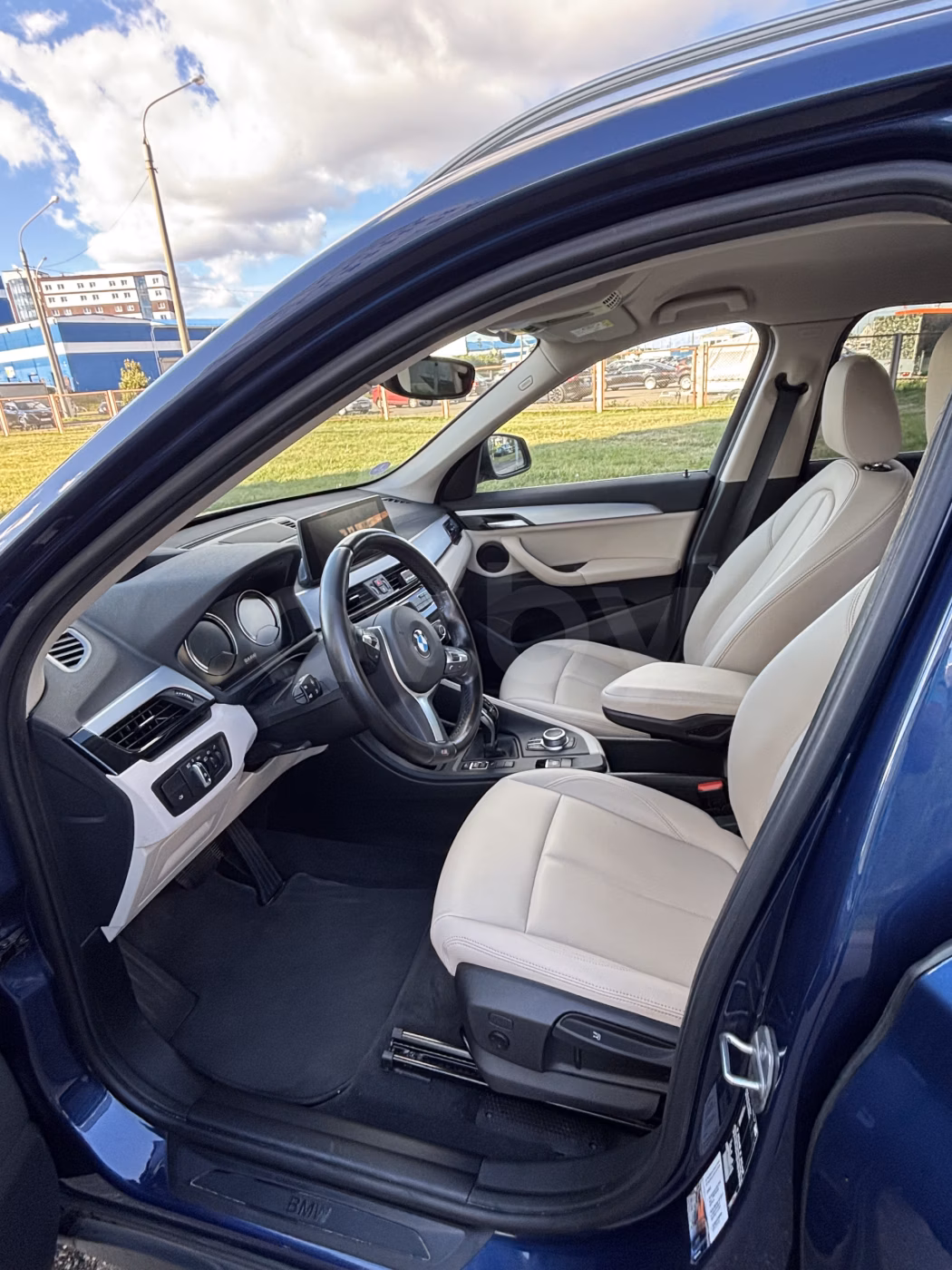 BMW X1 фото 11