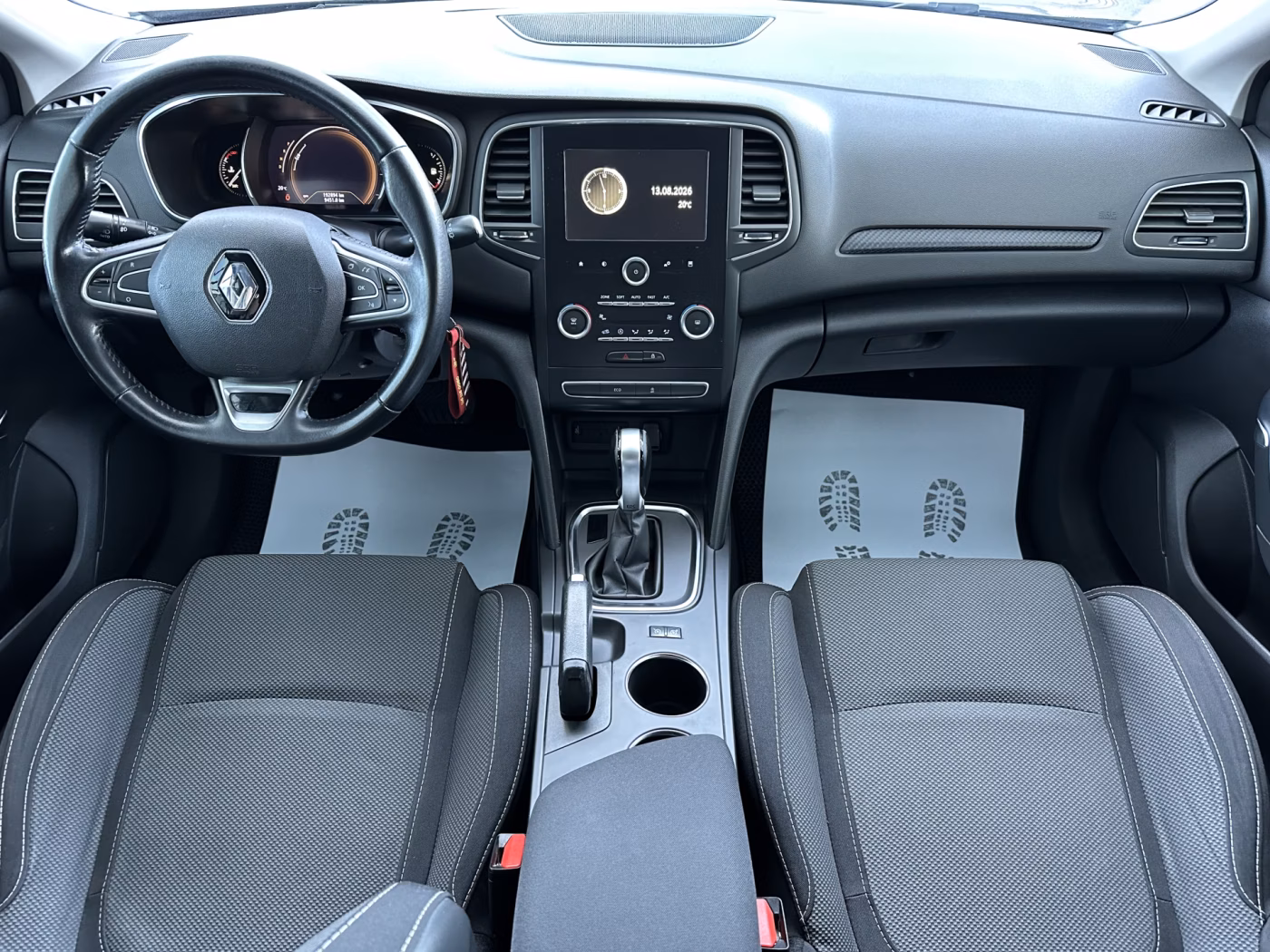 Renault Megane фото 9