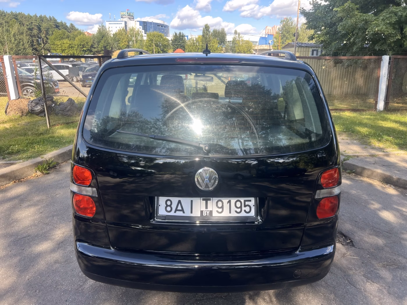 Volkswagen Touran фото 15