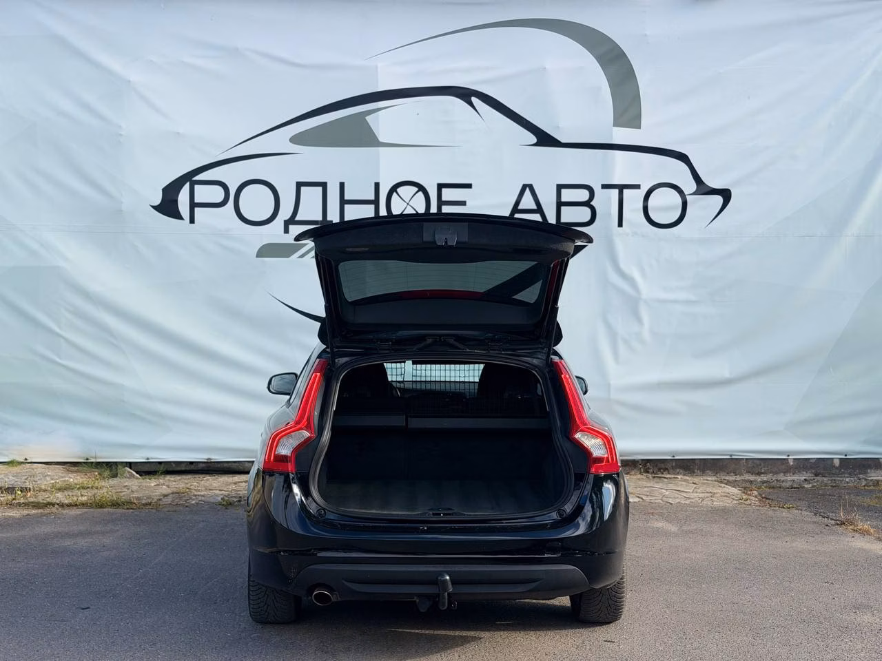 Volvo V60 фото 7