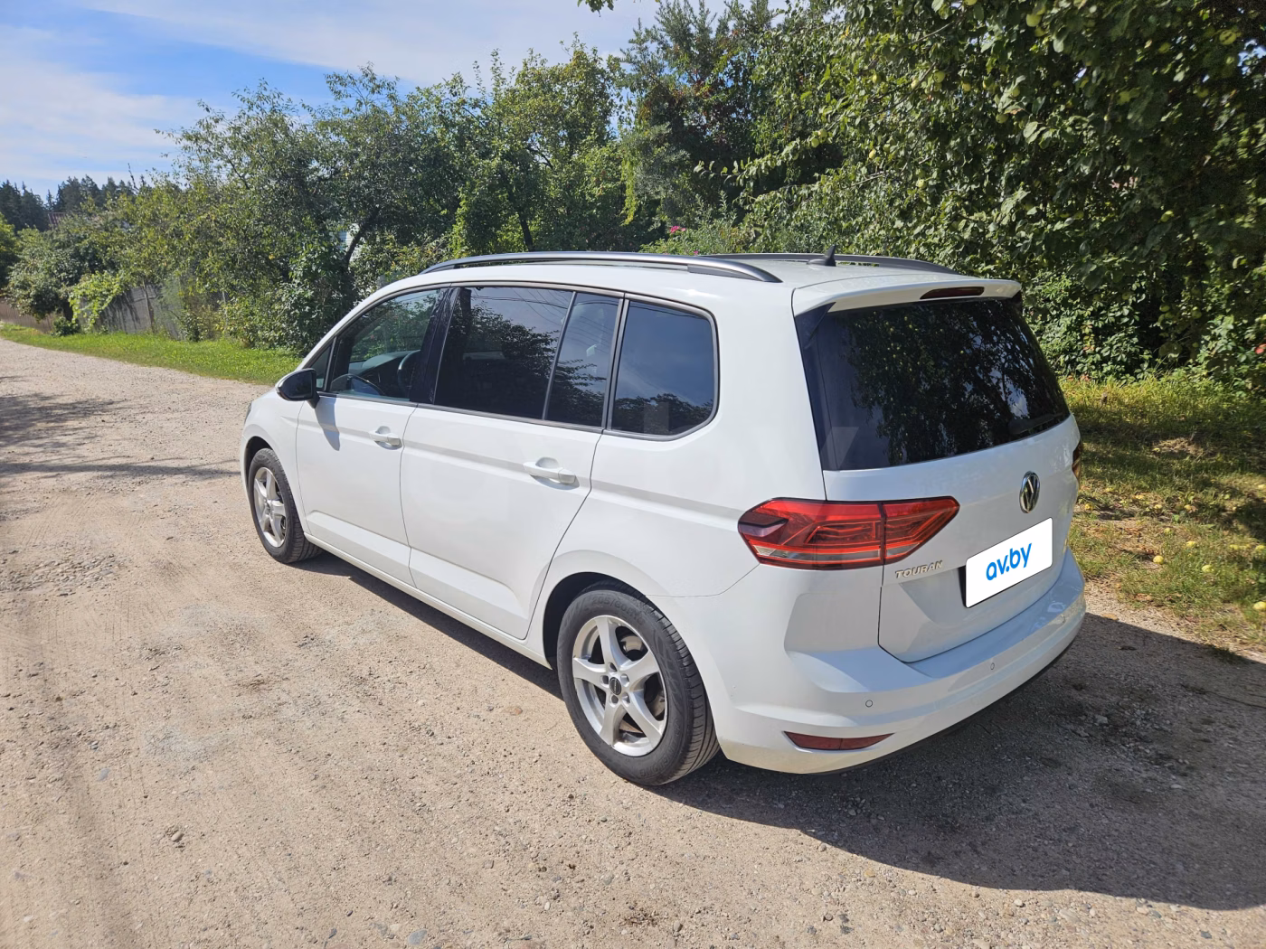 Volkswagen Touran фото 6