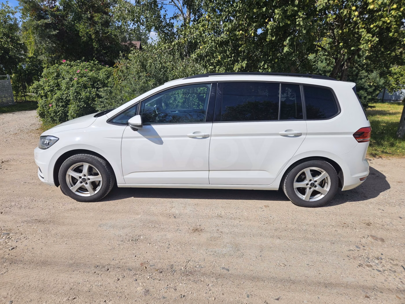 Volkswagen Touran фото 3