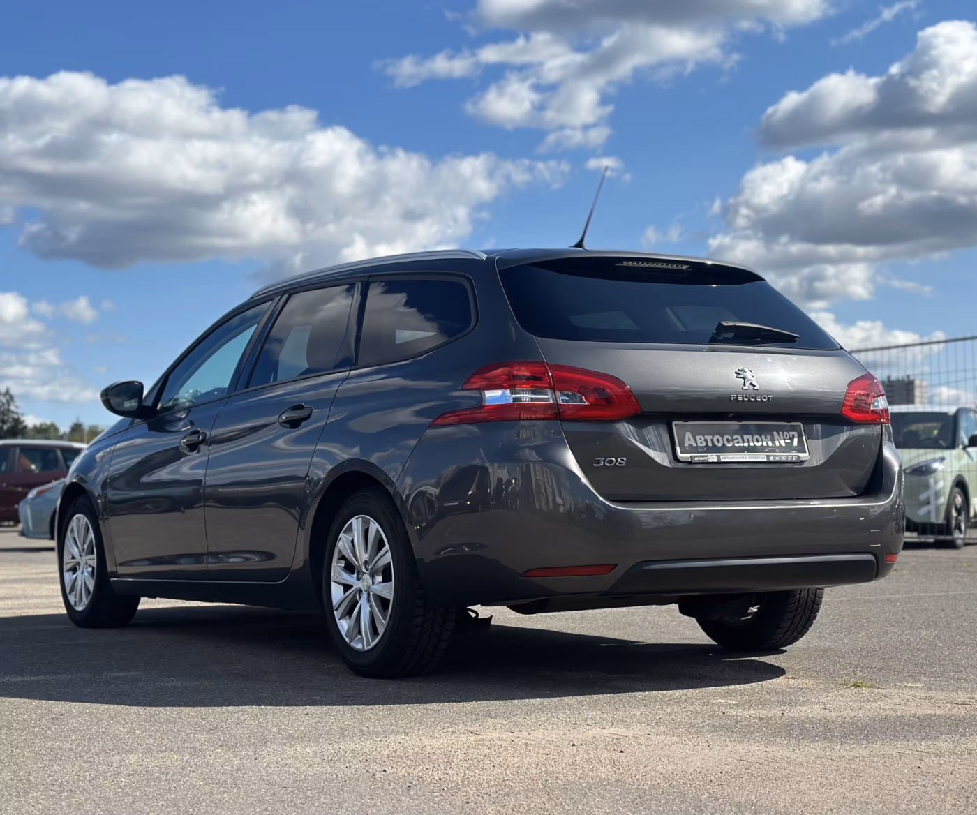 Peugeot 308 фото 7