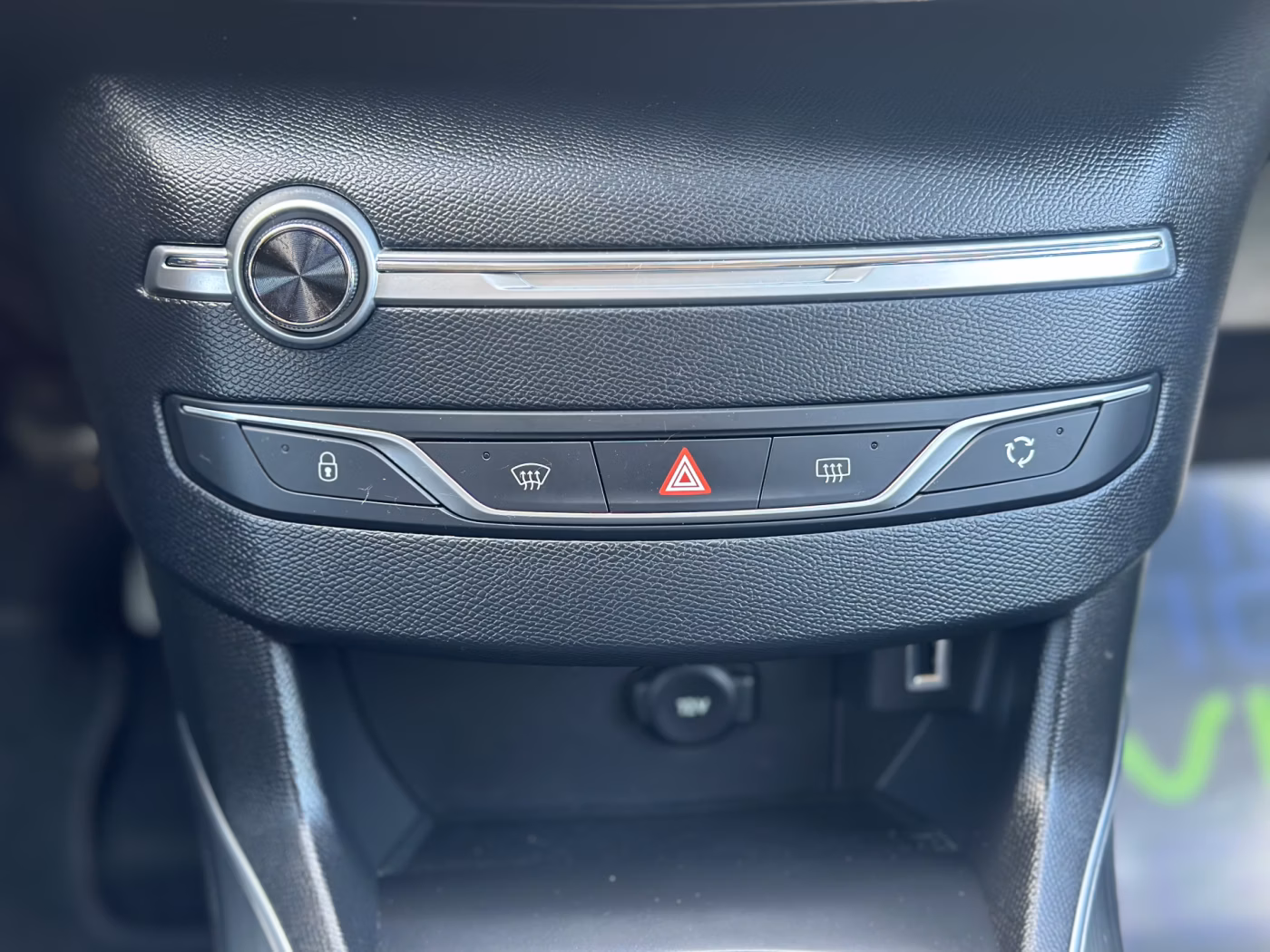 Peugeot 308 фото 18