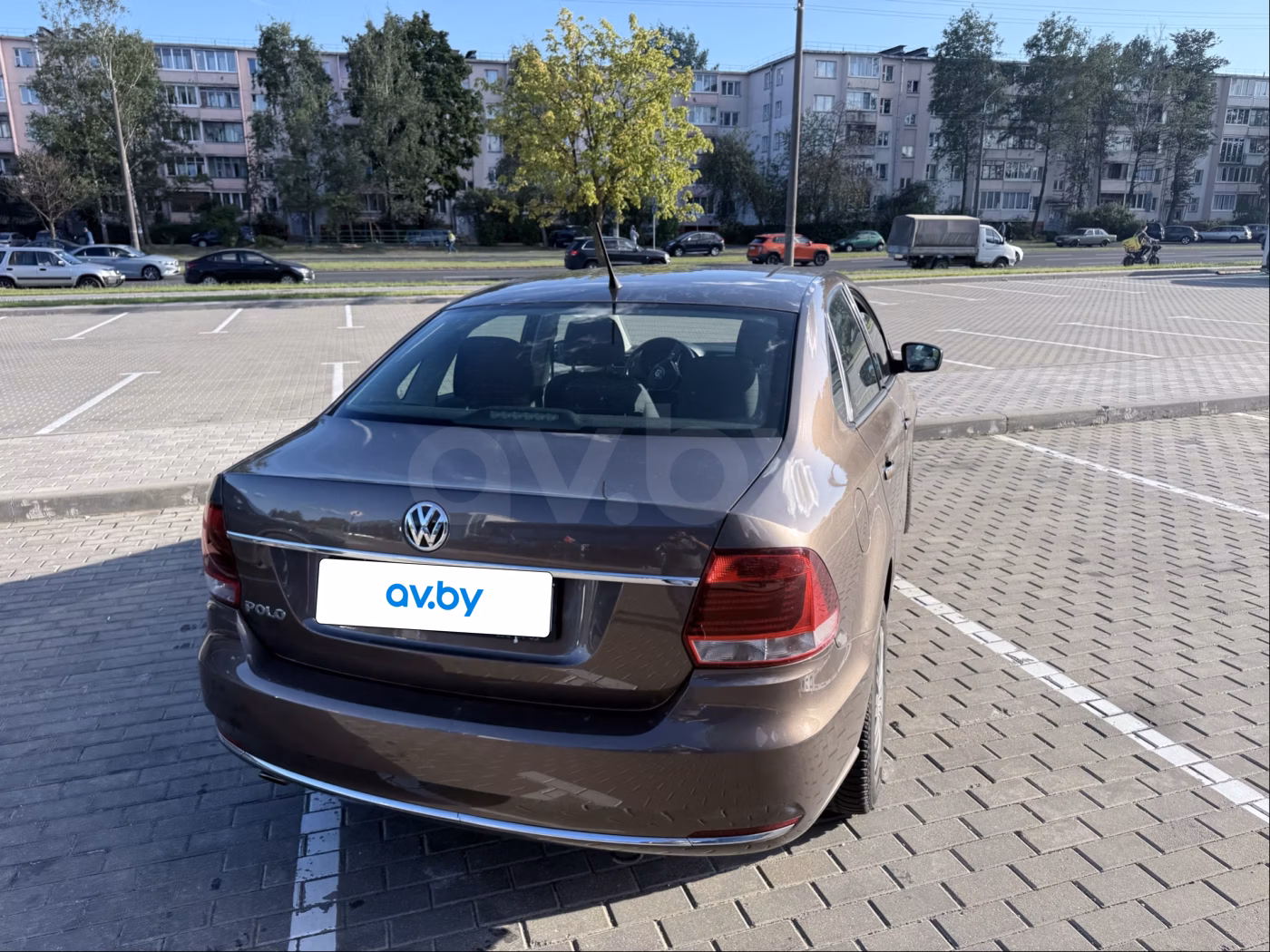 Volkswagen Polo Sedan фото 4