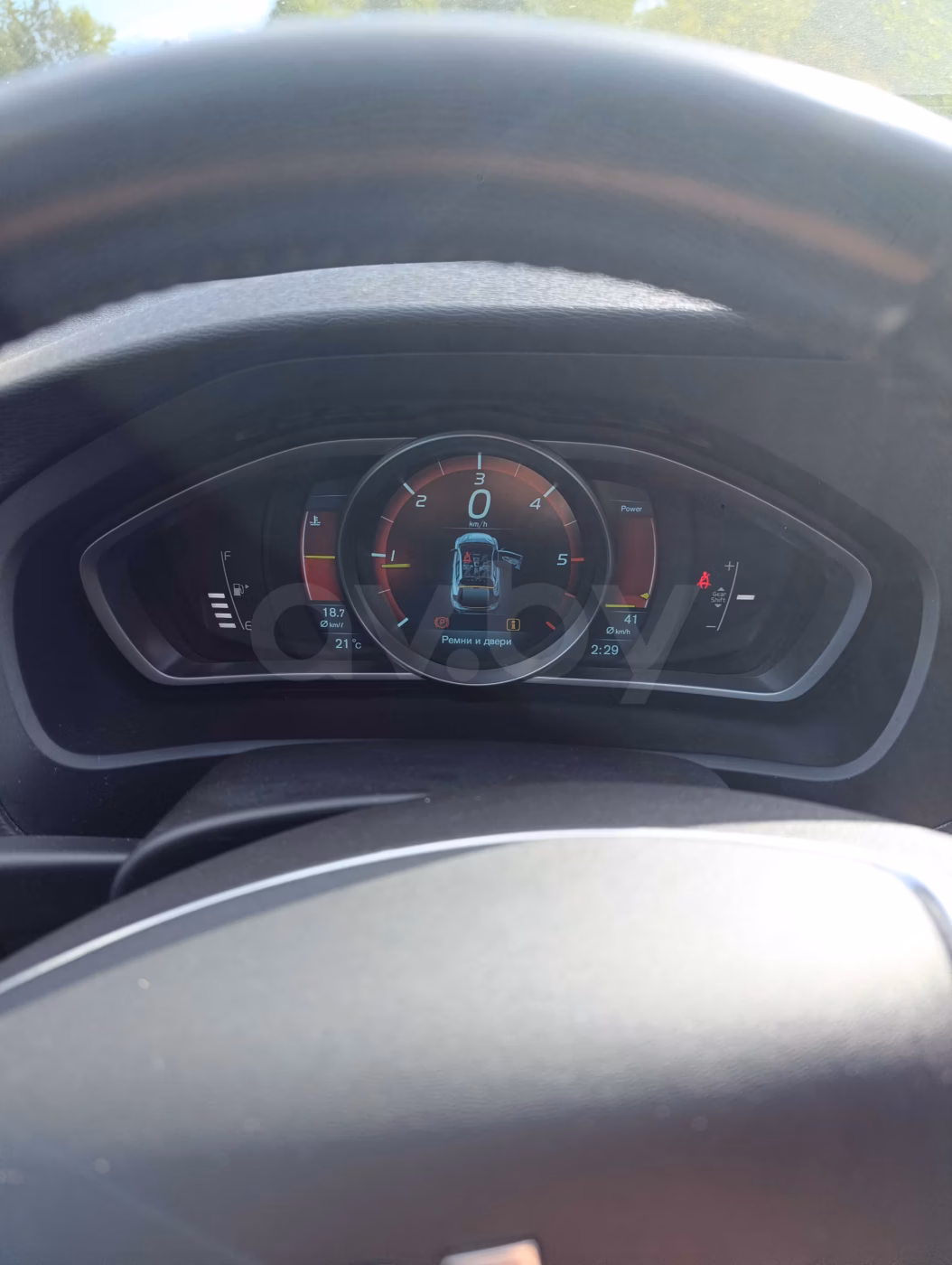 Volvo V40 фото 13