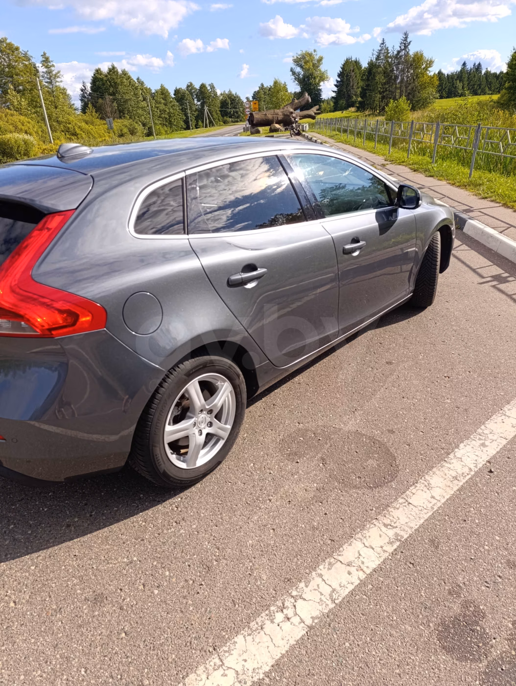 Volvo V40 фото 20
