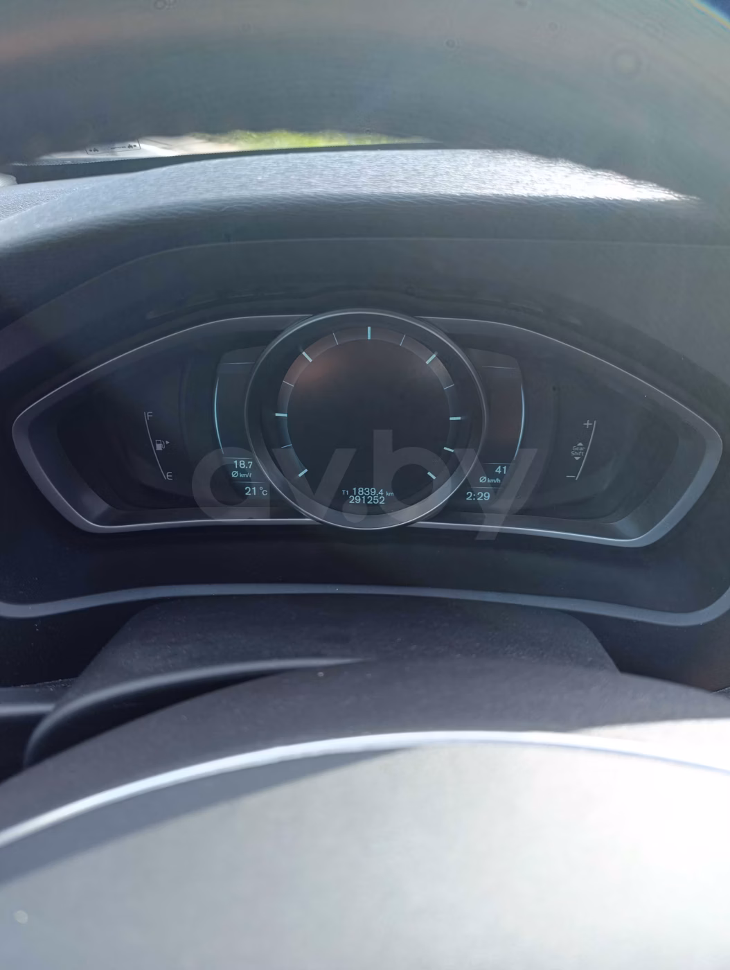 Volvo V40 фото 14