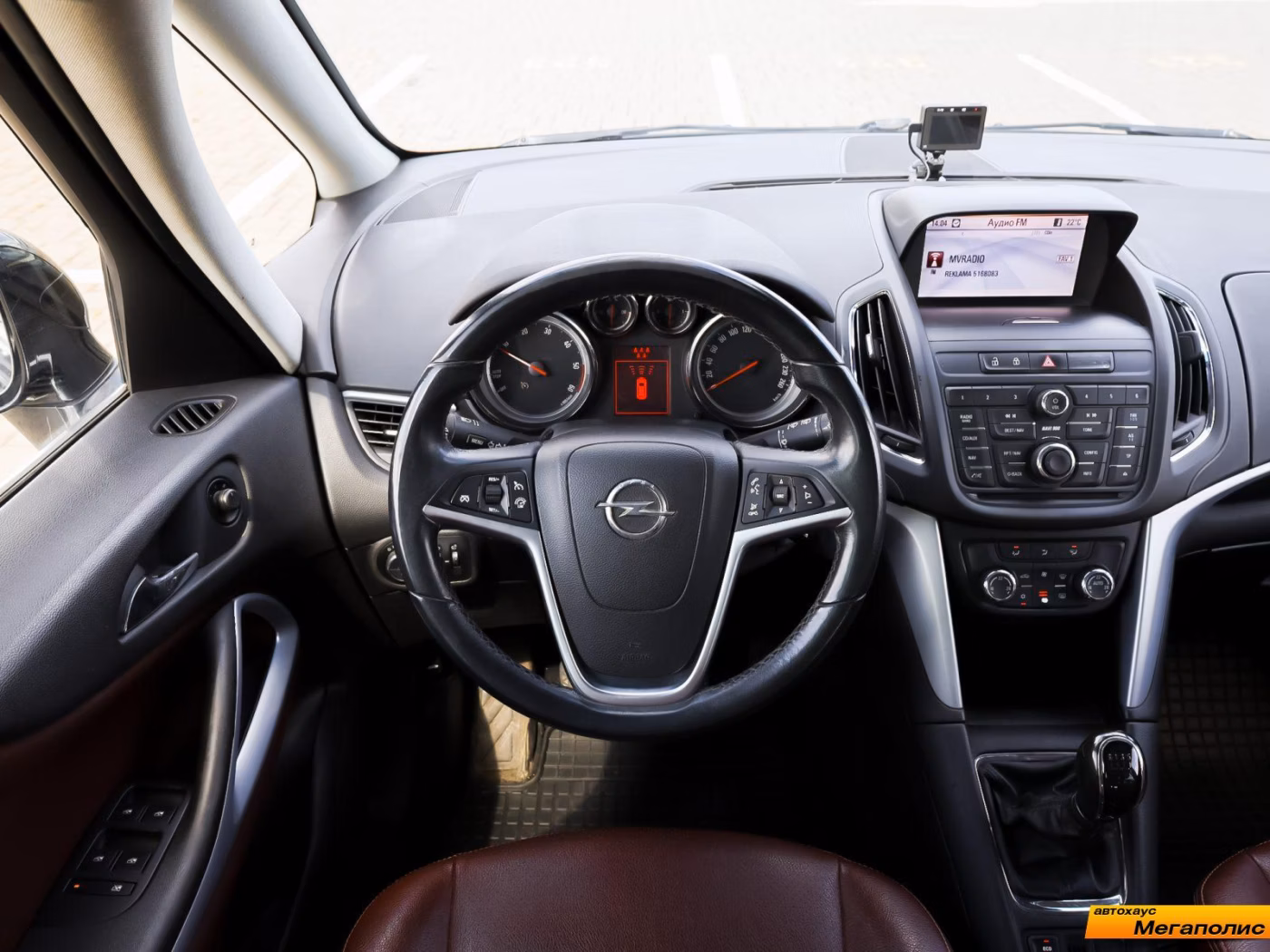 Opel Zafira фото 11