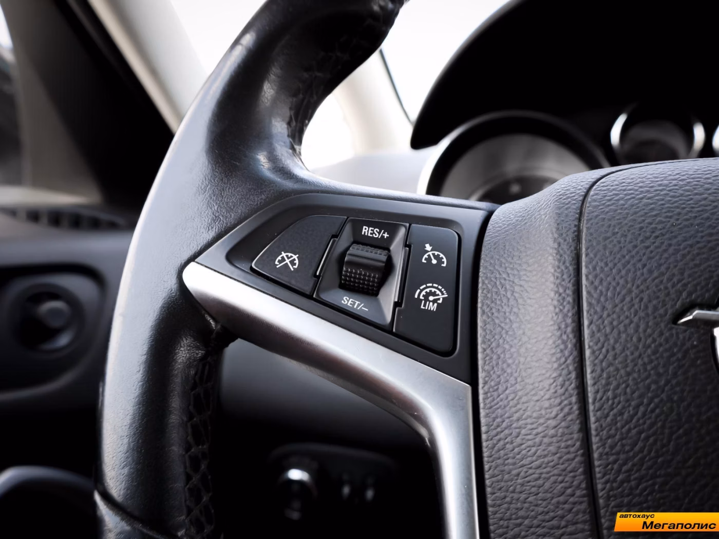 Opel Zafira фото 16