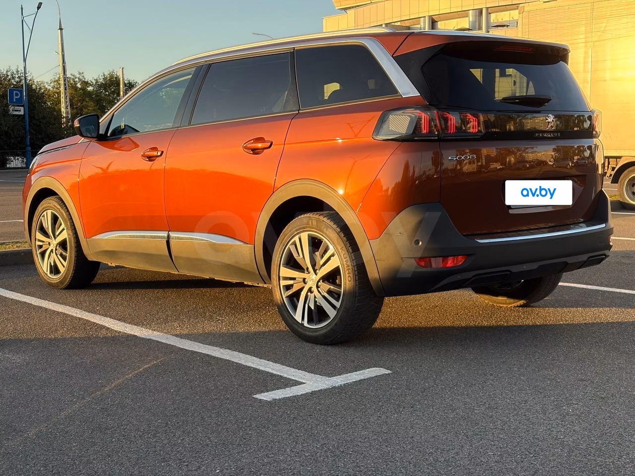 Peugeot 5008 фото 17