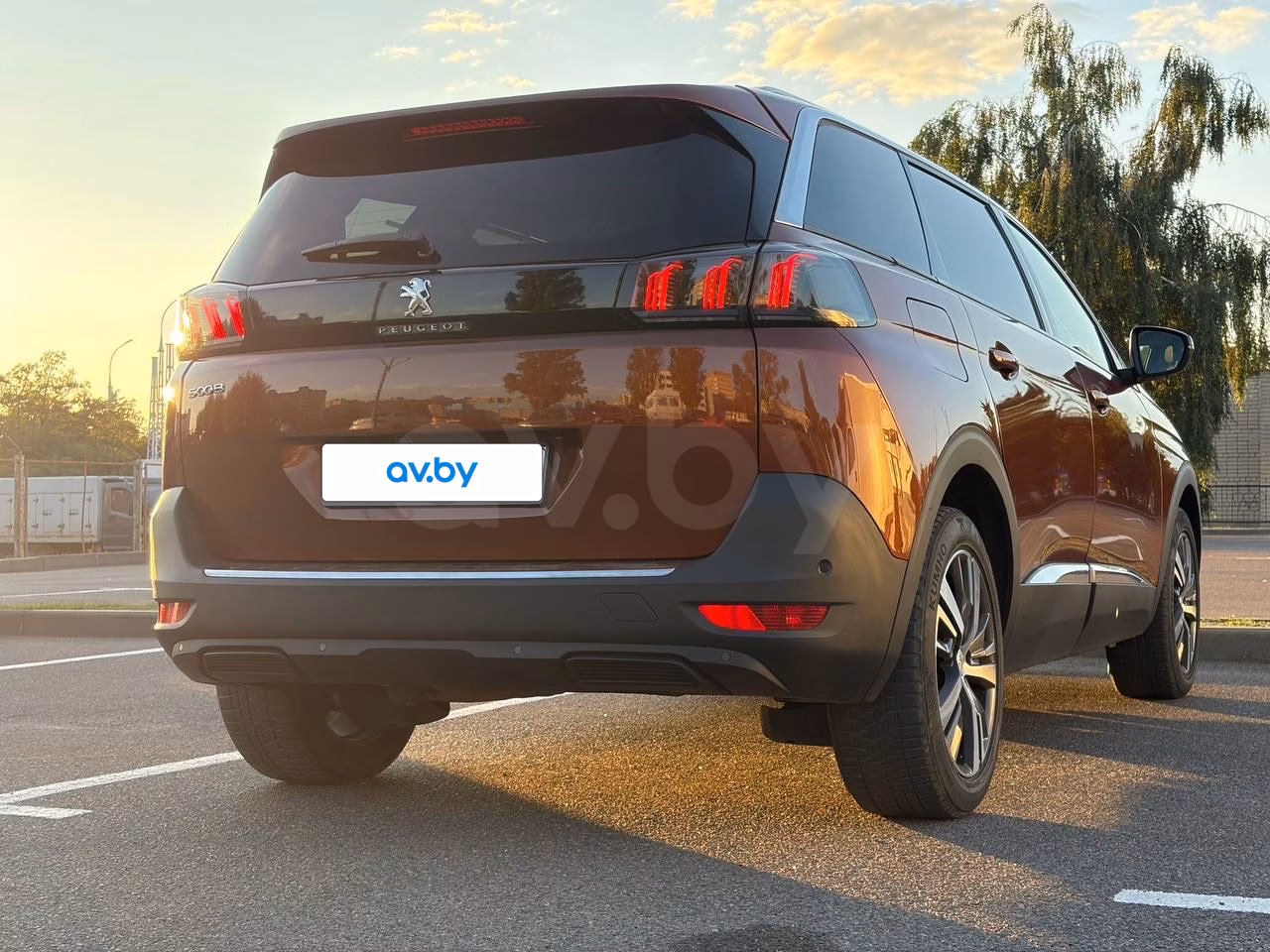Peugeot 5008 фото 16
