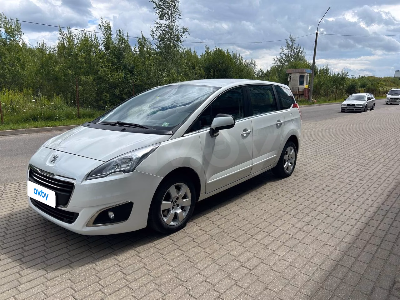Peugeot 5008