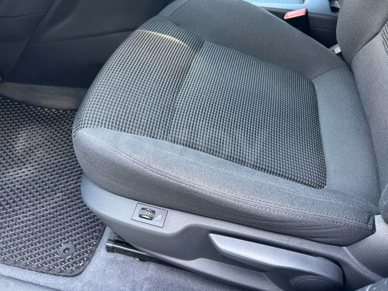 Peugeot 5008 фото 13