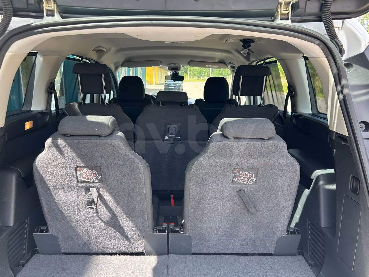 Peugeot 5008 фото 9