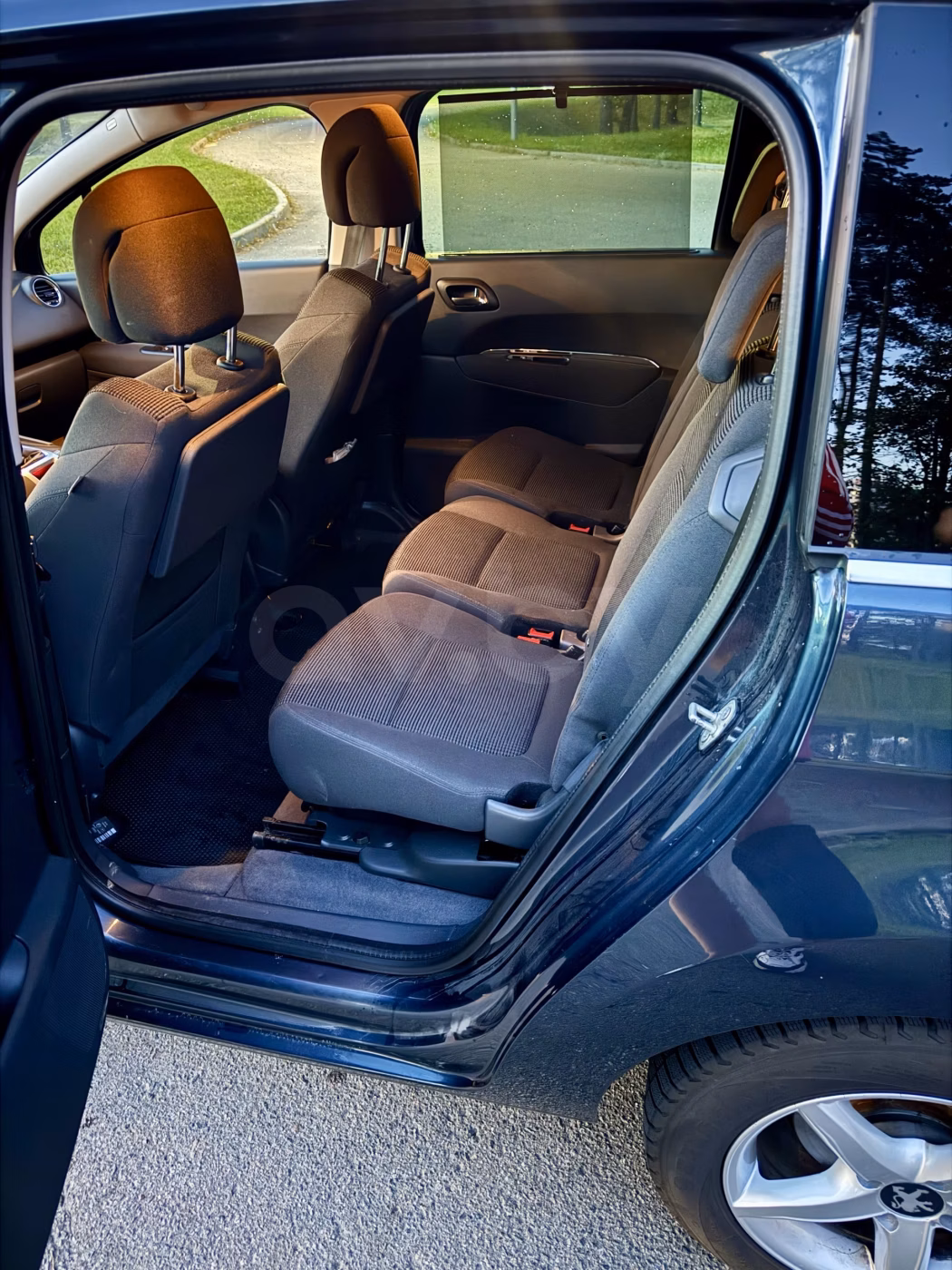 Peugeot 5008 фото 11
