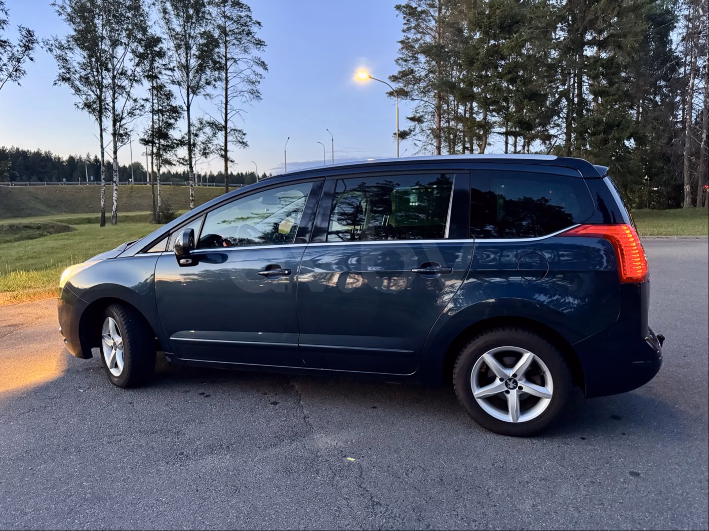 Peugeot 5008 фото 4