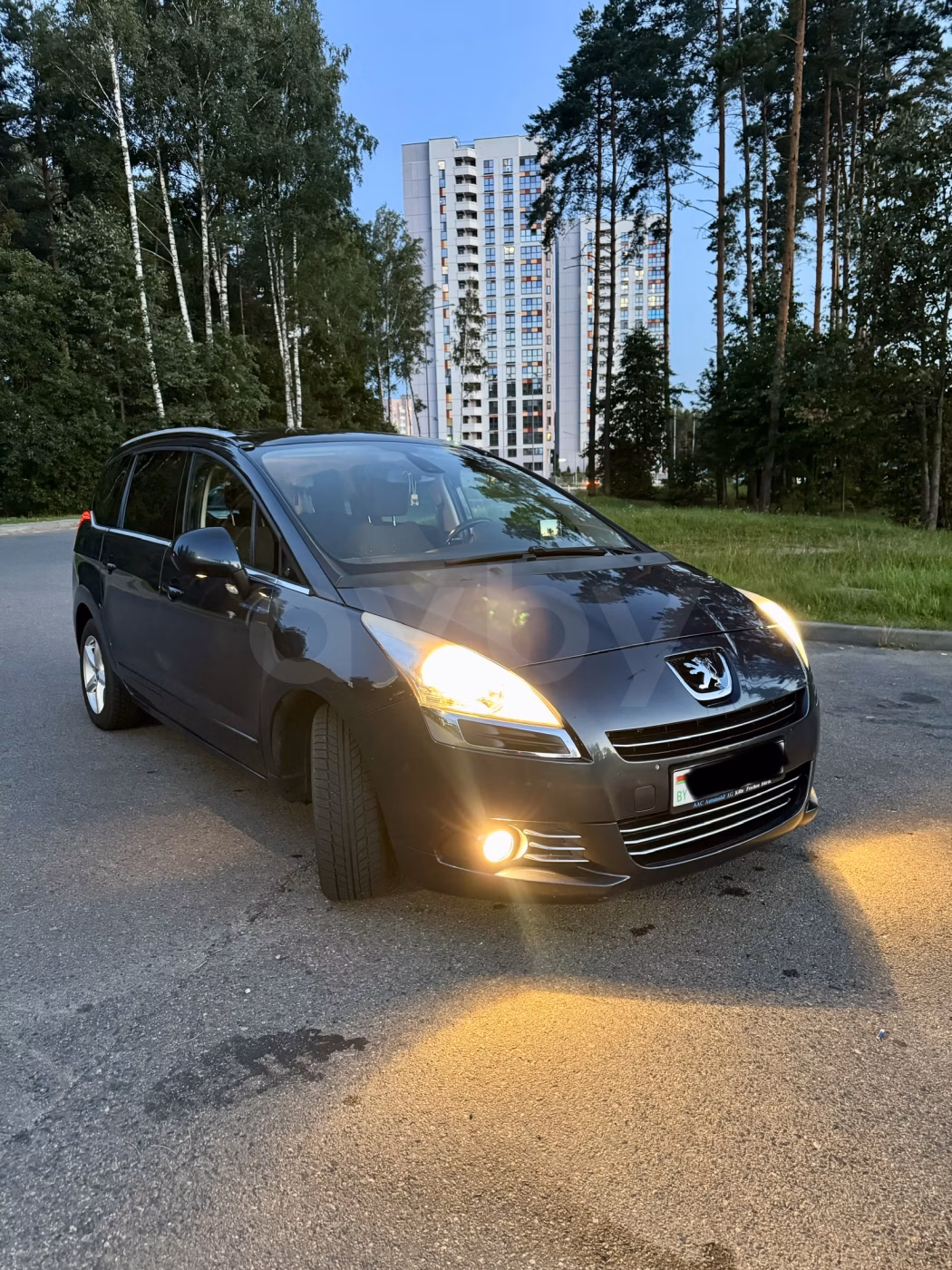 Peugeot 5008 фото 2