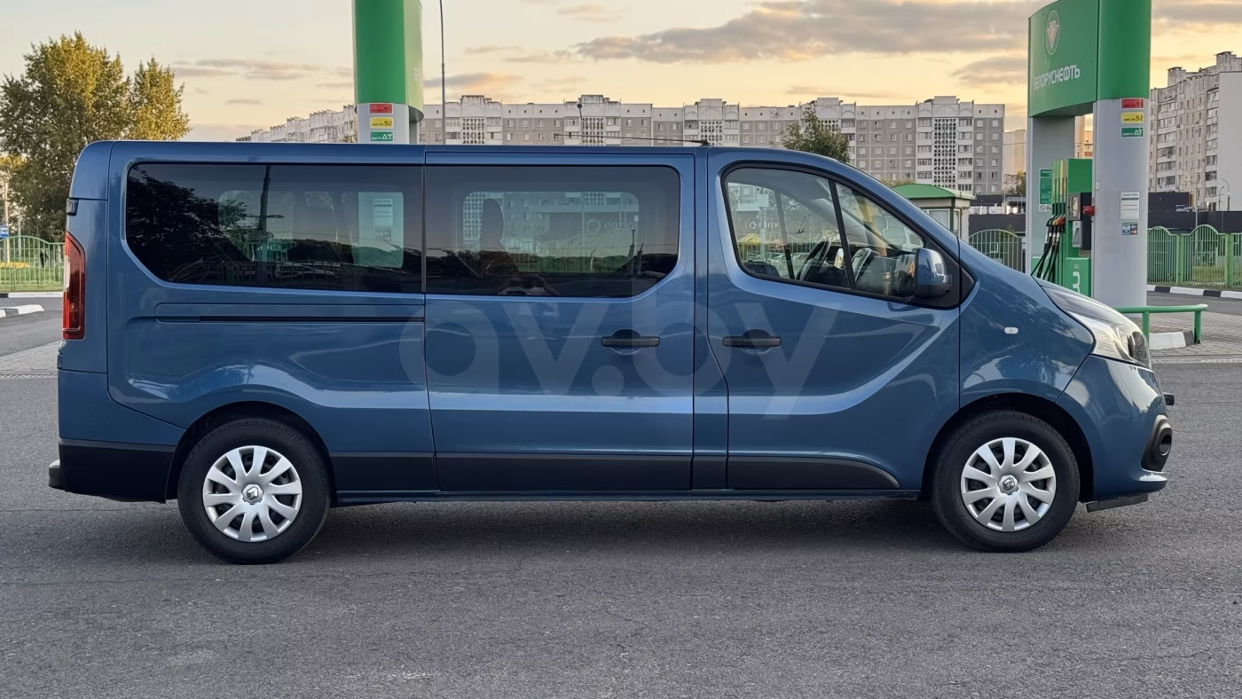 Renault Trafic фото 7